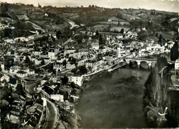 Le Bugue * Vue Aérienne Panoramique Sur Le Village - Autres & Non Classés