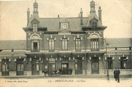 Berck Plage * La Place De La Gare * Attelage - Berck