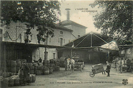 Ruoms * Cour Des Grandes Brasseries HUGON Et PAYAN * Bière Brasseur Alcool * Usine - Ruoms