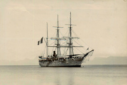 Tahiti , Bateau Voilier 3 Mâts * Photographe F. HOMES * Photo Albuminée Circa 1890/1900 Format 14.8x10cm - Zeilboten