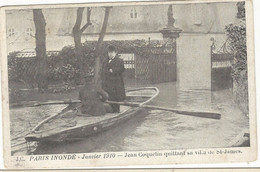 CPA, D. 75 , Paris , Paris  Inondé, Janvier 1910, Jean Coquelin Quittant Sa Villa De St. James , Ed. J.C. , 1910 - Floods