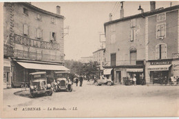 CPA   Aubenas (07) Le Café De La Rotonde  Chaussures Inusables ! Bourrellerie .. Voiture Renault   LL 47 - Aubenas