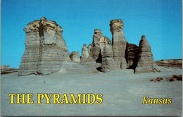 Kansas Greetings Showing The Pyramids - Autres & Non Classés