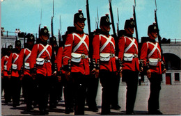 Canada KIngston Old Fort Henry Guard Drill Squad Marching In Fours - Kingston