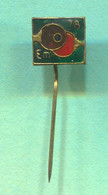 Table Tennis Tischtennis Ping Pong - European Championship 1978. Vintage Pin  Badge Abzeichen - Table Tennis