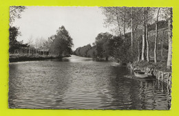 27 MARCILLY SUR EURE N°6 Paysage Sur L'Eure VOIR ZOOM Barque En 1950 - Marcilly-sur-Eure