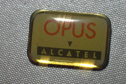 Pin's Informatique , Téléphone , Alcatel , Opus - Informatique