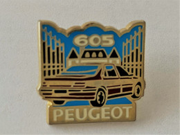 PINS PEUGEOT 605 / Signé  Hélium / 33NAT - Peugeot