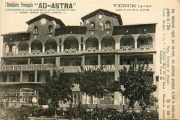 Vence * Façade De L'hostellerie Principale AD ASTRA * Hôtel Résidence - Vence