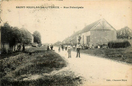 St Nicolas Les Citeaux * La Rue Principale Du Village * Villageois - Sonstige & Ohne Zuordnung