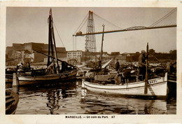 Marseille * Un Coin Du Port * Bateau Pêche * Le Pont Transbordeur - Non Classés