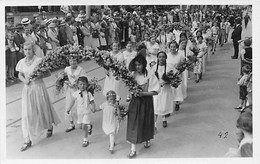 Carte Photo Foto Aarau Volksfest  Kinder Mit Blumen - Aarau