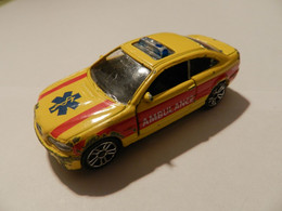 Majorette  BMW M3 Ambulance    ***  3402   *** - Majorette