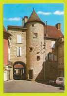 46 LACAPELLE MARIVAL N°108 Porte De L'Arbol Et Tour Du Fort Tabac En 1979 Renault R16 Peugeot 204 Et 504 ( Feu Arrière) - Lacapelle Marival