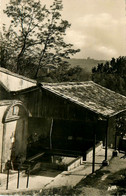 Bressols * Le Lavoir Municipal , Les Sources Du Tournon - Bressols