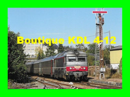 RU 1988 - Train, Loco BB 67585 Entrant En Gare - EGLETONS - Corrèze - SNCF - Egletons