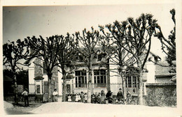 Millemont * école Du Village * Enfants écoliers - Sonstige & Ohne Zuordnung