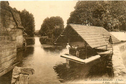 Azay Le Rideau * Lavoir Sur L'indre * Pêche à La Ligne Pêcheurs - Azay-le-Rideau