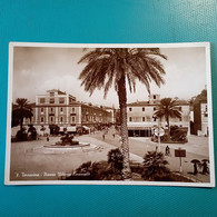 Cartolina Terracina - Piazza Vittorio Emanuele. Non Viaggiata - Latina