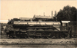 LOCOMOTIVE DE L' OUEST .MACHINE 231- 728     ( Trait Blanc Pas Sur Original ) - Matériel