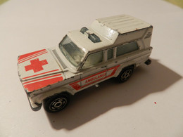 Majorette     Ambulance    ***  3395   *** - Majorette