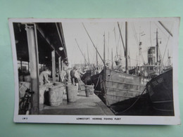 102-9-161               LOWESTOFT      Herring Fishing  Fleet - Lowestoft