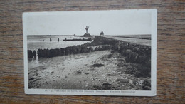 Le Passage Du Gois , Côté Beauvoir , Vue Vers Noirmoutier "" Beau Timbre "" - Beauvoir Sur Mer