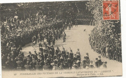 CPA,Th. N°10 ,Funérailles Des Victimes De La Terrible Catastrophe Du Liberté , Musique De La Flotte  Ed. LL. 1911 - Funérailles