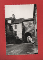 CPSM Petit Format - Lescar -  ( B.-P. ) -Porte De L'Esquirette  -( XIVe S. ) - Lescar