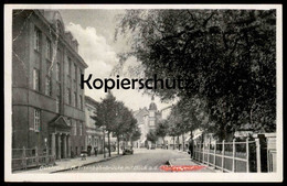 ALTE POSTKARTE GÜSTROW I. M. EISENBAHNBRÜCKE MIT BLICK AUF DIE A. H. (UNKENNTLICH) STRASSE Postcard Cpa Ansichtskarte - Guestrow