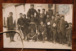 Carte Photo 1905's Régiment Infanterie RI CPA AK  Animée Soldats Facteur Vélo Enfant Guerre Militaria Illiers - Other & Unclassified