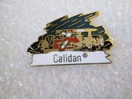 PIN'S    CALIDAN   F 1 Email Grand Feu - F1