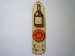 2022 - 4575  Très Joli MARQUE-PAGE  PUB  " LIQUEUR VIEILLE CURE  :  CORDIAL MEDOC "   XXX - Marque-Pages