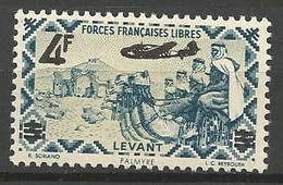 LEVANT PA N° 10  NEUF* TRACE DE CHARNIERE / MH - Unused Stamps