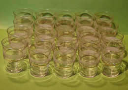 Lot 20 Anciens VERRES à VIN - Liserets Dorés - Service De Table - Etat D'usage -  Années 1950 / 1960 - Glasses