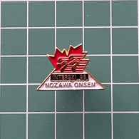 Badge Pin ZN012636 - Skiing Ski Jumping Japan Nozawa Onsen Nozawaonsen - Sports D'hiver