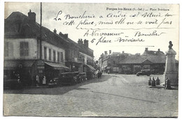 Delcampe - FORGES LES EAUX - Place Bréviaire - Forges Les Eaux