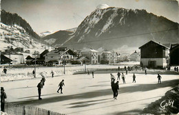 Morzine * La Patinoire Et Les Rossachaux * Patin A Glace Patinage - Morzine