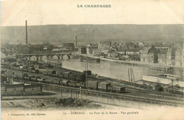 épernay * Vue Générale Et Le Pont De La Marne * Ligne Chemin De Fer * Wagon Train - Epernay