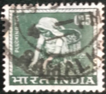 Inde - India - C13/13 - (°)used - 1965 - Michel 393 - Theeplukster - Gebraucht