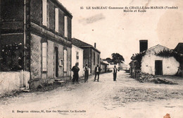 Le Sableau : Mairie Et école - Chaille Les Marais