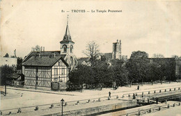 Troyes * Vue Sur Le Temple Protestant * Canal écluse - Troyes