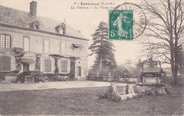 EGREVILLE -- Le Chateau - Le Vieux Puits - Andere & Zonder Classificatie