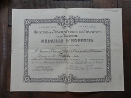 Médaille D'honneur Ministère Travaux Publics Des Transports Tourisme 1950 Chemins De Fer - Diploma & School Reports