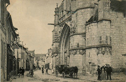 Moret * La Rue De L'église * Attelage * Charcuterie * Horlogerie - Moret Sur Loing