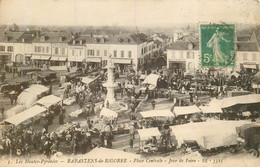 RABASTENS DE BIGORRE Place Centrale Un Jour De Foire - Rabastens De Bigorre