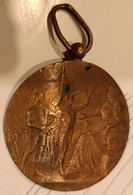 Vieille Médaille En Bronze - Fédération Gymnastique Et Sportive Des Patronages De France - Ginnastica