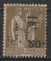 Timbre Type PAIX N°298 Perforé J.C. - Used Stamps