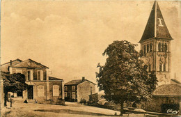 Vaux En Beaujolais * La Place De La Mairie - Andere & Zonder Classificatie