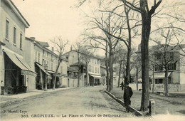 Crépieux * La Place Et La Route De Sathonay * Café - Andere & Zonder Classificatie